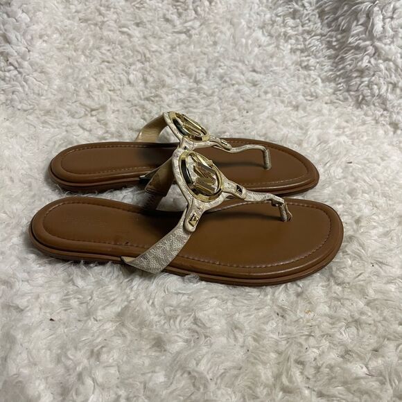 Michael Kors Aubrey Synthetic beige Thong Sandal gold tone logo accent SZ9.5M - Picture 4 of 10